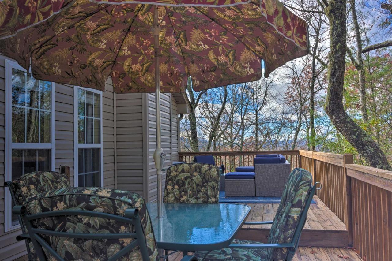 Cozy Sapphire Resort Home With Deck And Mountain Views Esterno foto